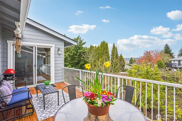 6581 Hunt Highlands Loop, Gig Harbor, WA 98335