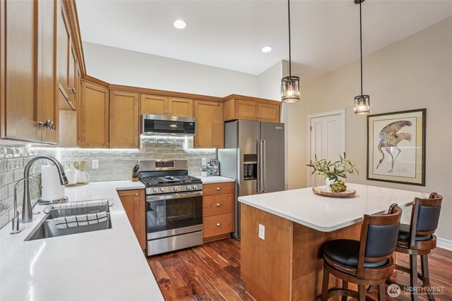 6581 Hunt Highlands Loop, Gig Harbor, WA 98335