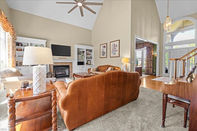 404 Bracey WAY, Chesapeake, VA 23323