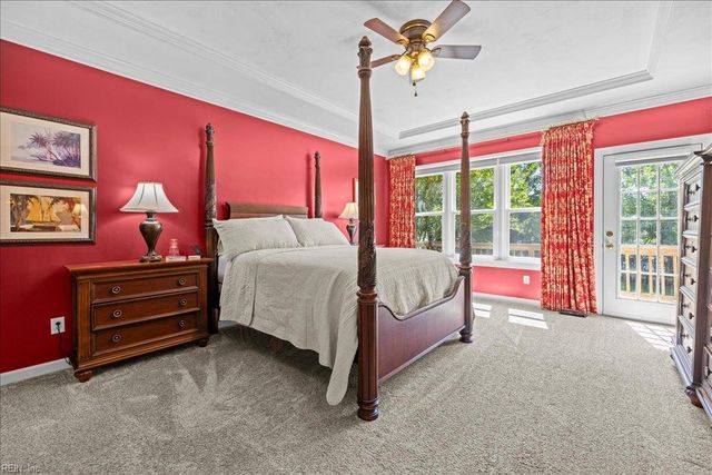 404 Bracey WAY, Chesapeake, VA 23323