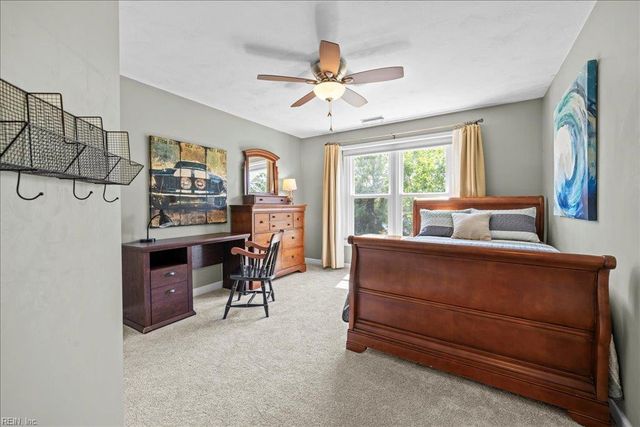 404 Bracey WAY, Chesapeake, VA 23323