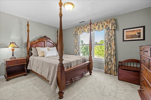 404 Bracey WAY, Chesapeake, VA 23323
