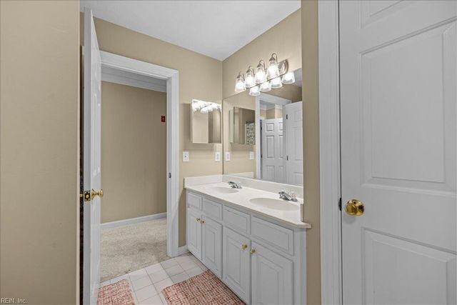 404 Bracey WAY, Chesapeake, VA 23323