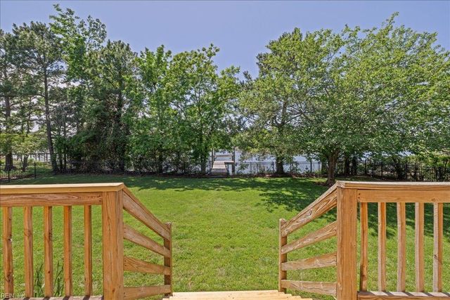 404 Bracey WAY, Chesapeake, VA 23323