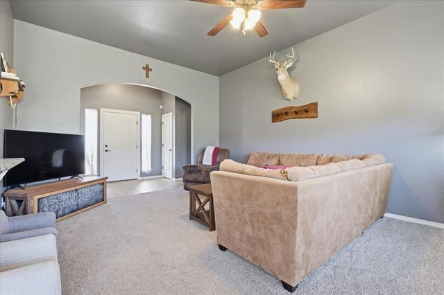1301 Hillside Terrace, Blanchard, OK 73010