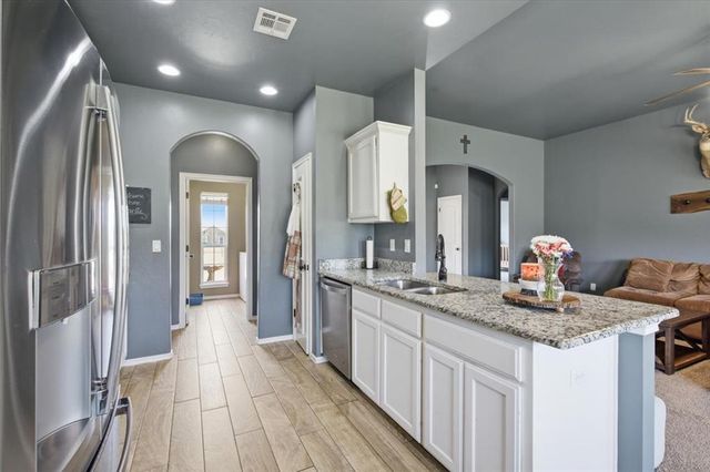1301 Hillside Terrace, Blanchard, OK 73010