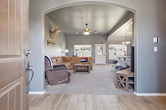 1301 Hillside Terrace, Blanchard, OK 73010
