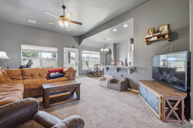 1301 Hillside Terrace, Blanchard, OK 73010
