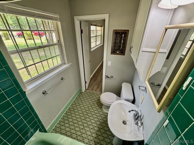 1216 Karen Road, Montgomery, AL 36109