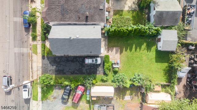 914 Woodlawn Ave, Linden City, NJ 07036