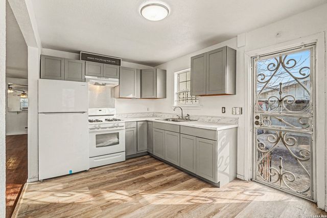 2506 mulberry, San Antonio, TX 78228