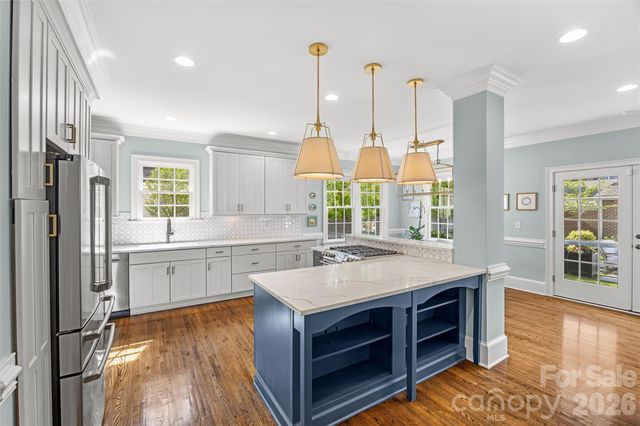 138 Middleton Drive, Charlotte, NC 28207