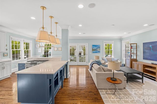 138 Middleton Drive, Charlotte, NC 28207