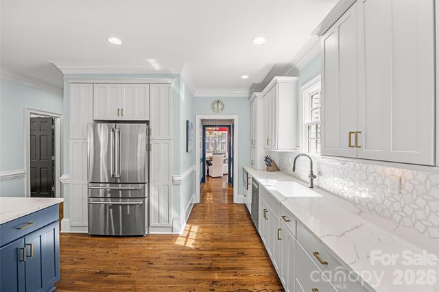 138 Middleton Drive, Charlotte, NC 28207