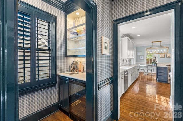 138 Middleton Drive, Charlotte, NC 28207