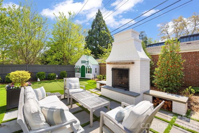 138 Middleton Drive, Charlotte, NC 28207