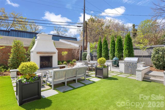 138 Middleton Drive, Charlotte, NC 28207