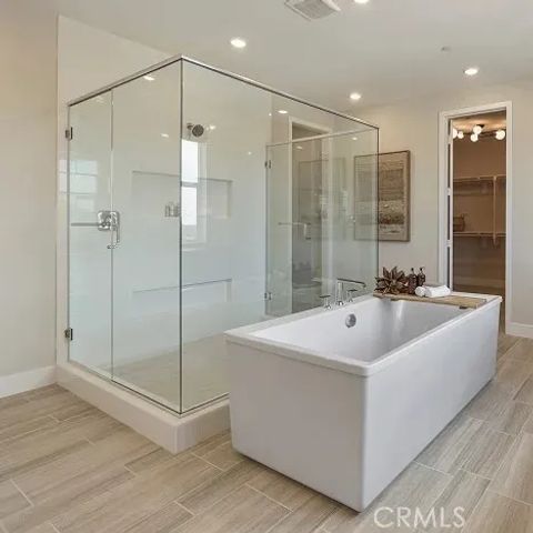 24341 Camino Oceano, Valencia, CA 91354