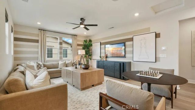 24341 Camino Oceano, Valencia, CA 91354