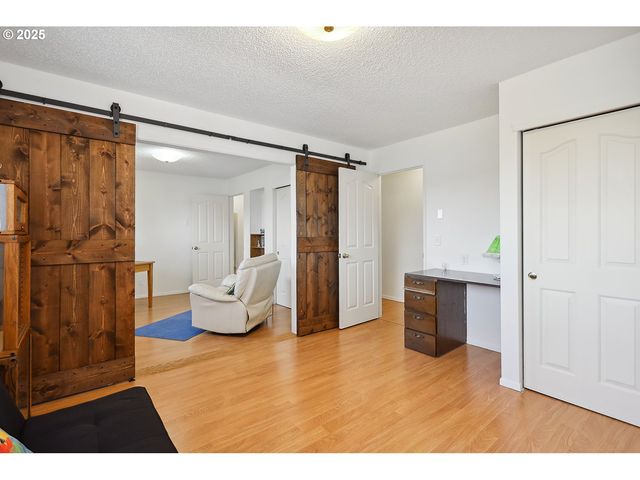 825 MAPLE Dr, Goldendale, WA 98620