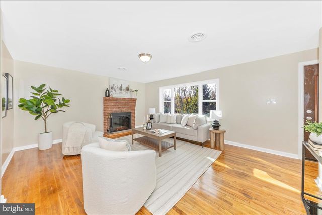 2802 MONUMENT RD, Myersville, MD 21773