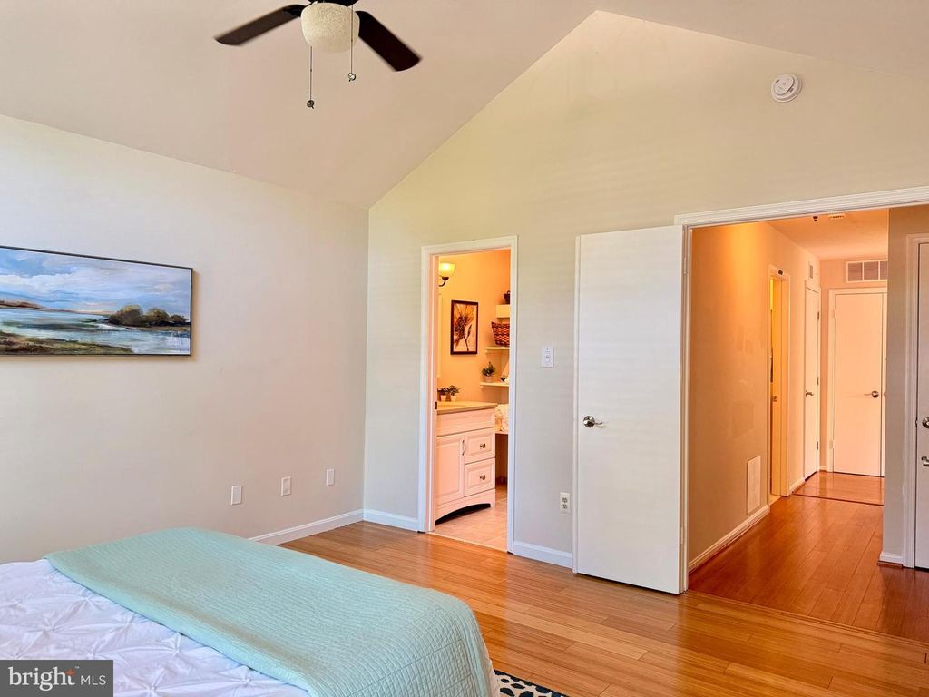 Image 16 of property listing at 953 WINDWHISPER LN, Annapolis, MD 21403