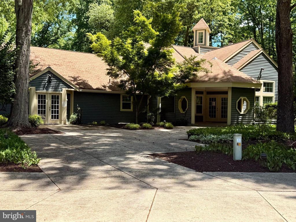 Image 35 of property listing at 953 WINDWHISPER LN, Annapolis, MD 21403