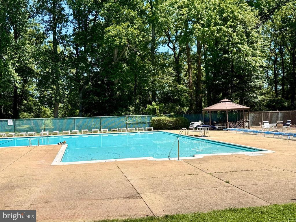 Image 36 of property listing at 953 WINDWHISPER LN, Annapolis, MD 21403