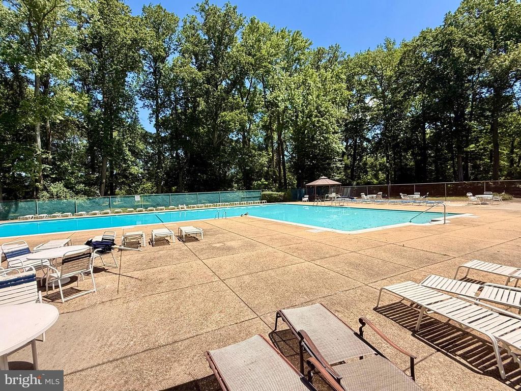 Image 37 of property listing at 953 WINDWHISPER LN, Annapolis, MD 21403