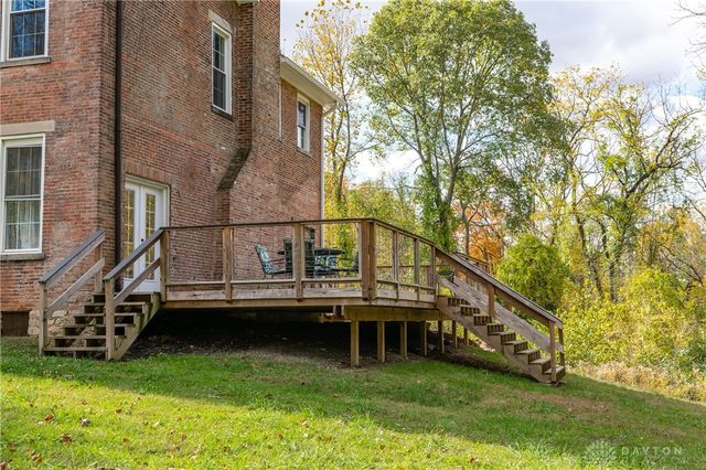 733 State Route 380, Xenia, OH 45385