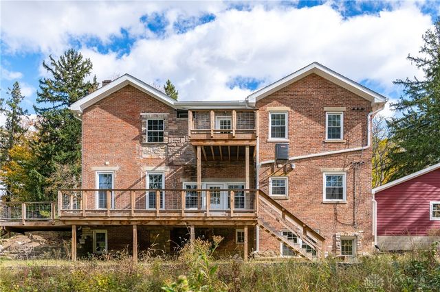 733 State Route 380, Xenia, OH 45385