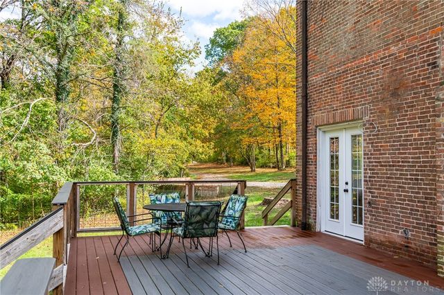 733 State Route 380, Xenia, OH 45385