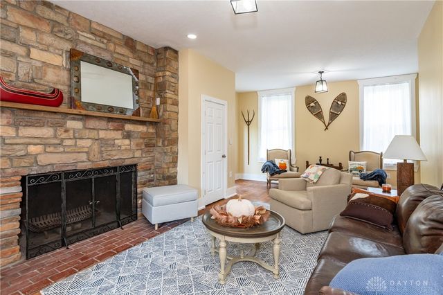 733 State Route 380, Xenia, OH 45385