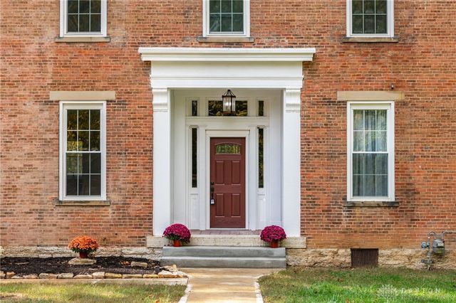 733 State Route 380, Xenia, OH 45385