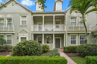 174 W Thatch Palm Circle, Jupiter, FL 33458