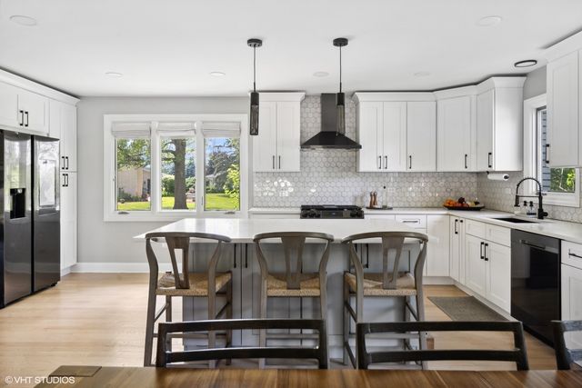 15102 S 82nd Avenue, Orland Park, IL 60462