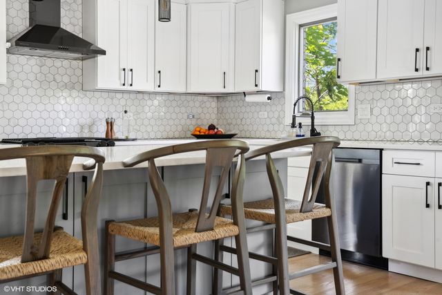 15102 S 82nd Avenue, Orland Park, IL 60462