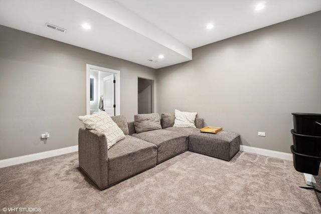 15102 S 82nd Avenue, Orland Park, IL 60462