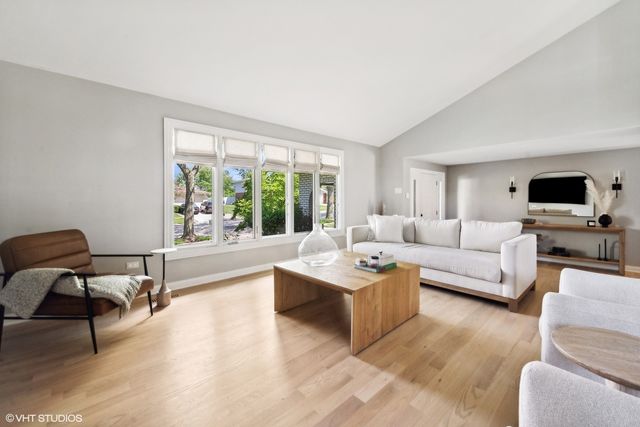 15102 S 82nd Avenue, Orland Park, IL 60462