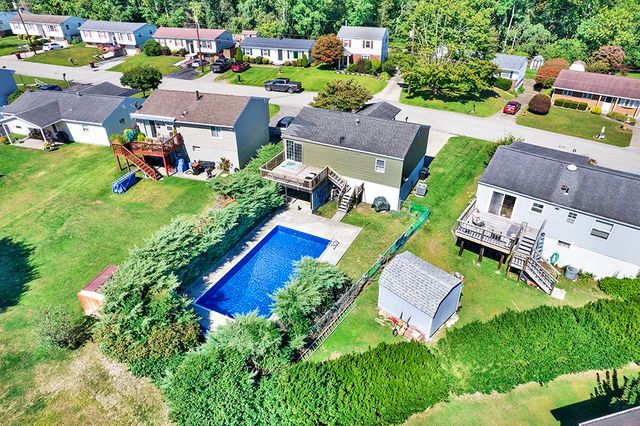 145 Easy St, Latrobe, PA 15650