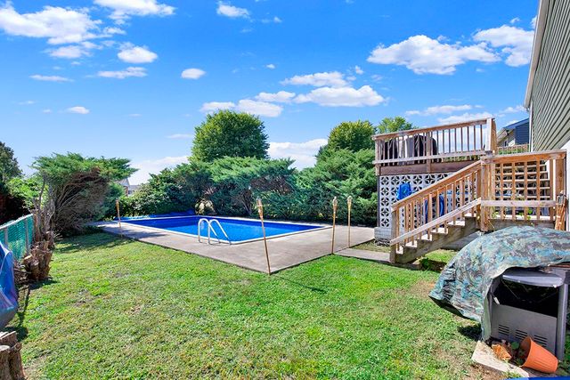 145 Easy St, Latrobe, PA 15650