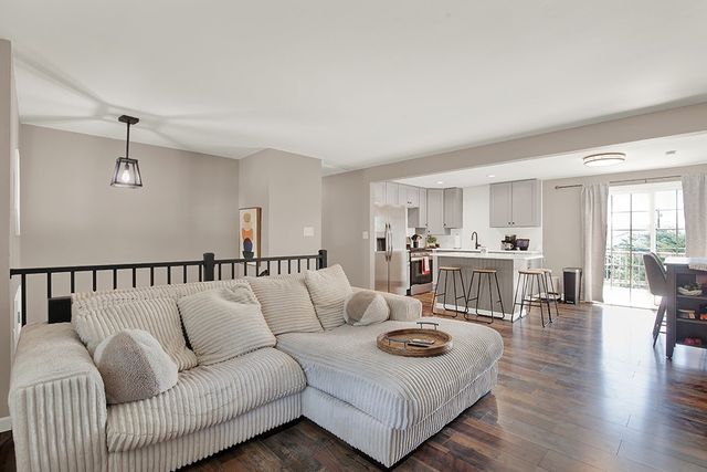 145 Easy St, Latrobe, PA 15650