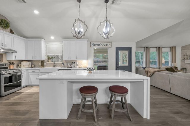 11345 Grand Harbor Boulevard, Montgomery, TX 77356