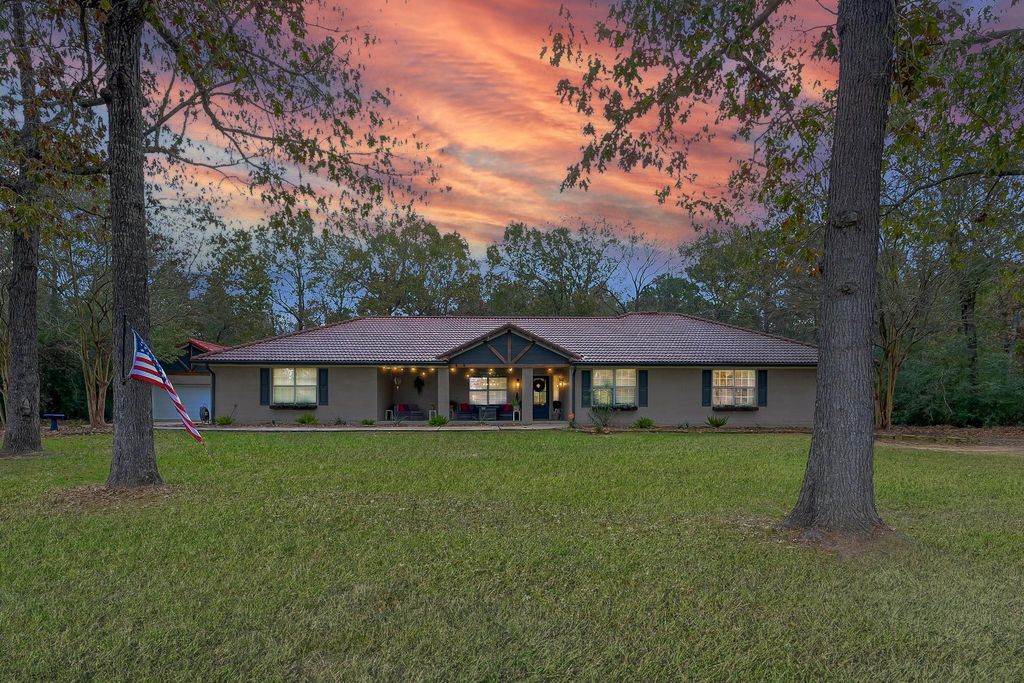 11345 Grand Harbor Boulevard, Montgomery, TX 77356