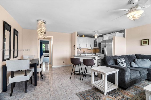 408 Southampton A 408, West Palm Beach, FL 33417