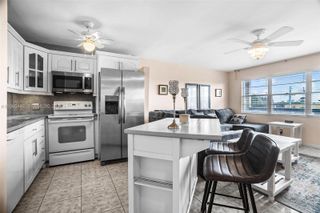 408 Southampton A 408, West Palm Beach, FL 33417