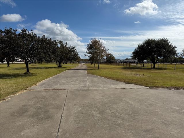 7523 Fm 3180 Road, Baytown, TX 77523