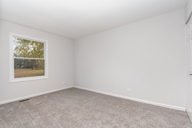 2S261 Sanchez Drive, Warrenville, IL 60555