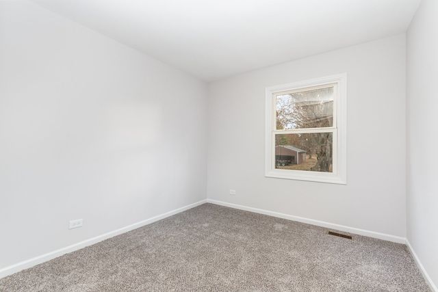 2S261 Sanchez Drive, Warrenville, IL 60555