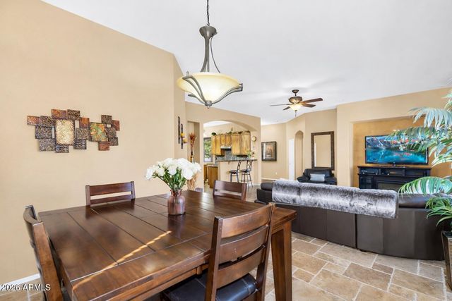 4821 E KIRKLAND Road, Phoenix, AZ 85054